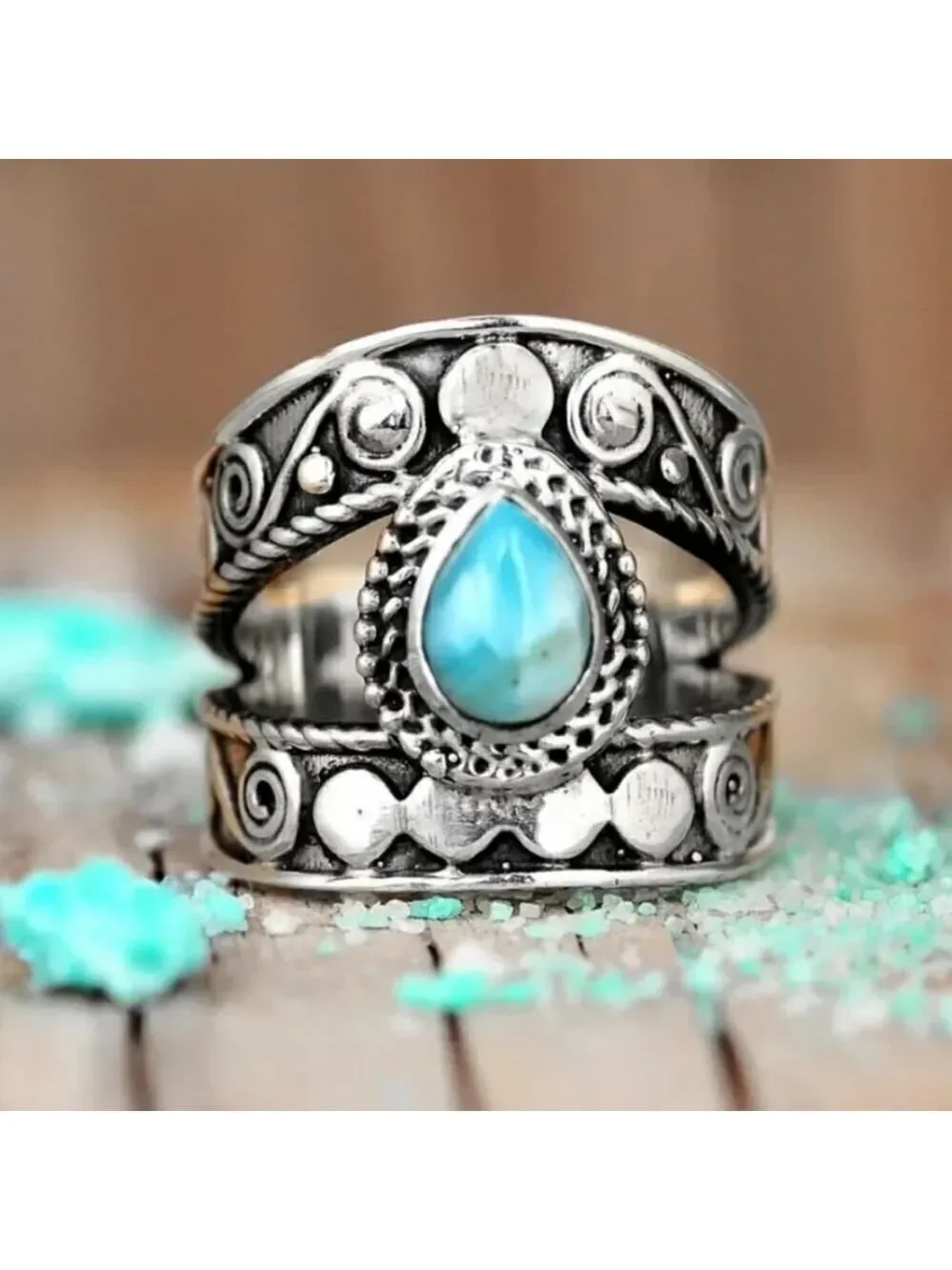 Vintage Style Chunky Band Ring Inlaid Turquoise Jewelry